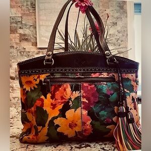 🌻Patricia Nash “Poppy” Shoulder Handbag (Used)